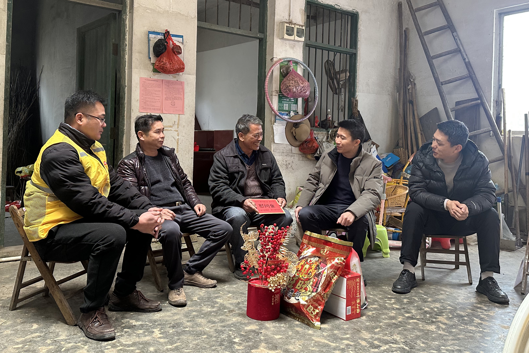 （陈学文）旺龙村慰问-1.jpg